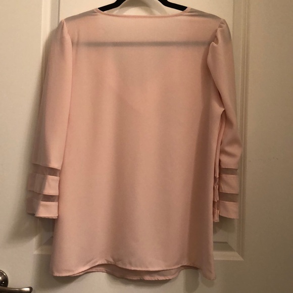 Pink blouse - Picture 2 of 3
